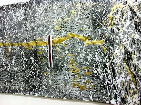 Gold Seam of Remaining Wild Tigers After 100 years [detail]
